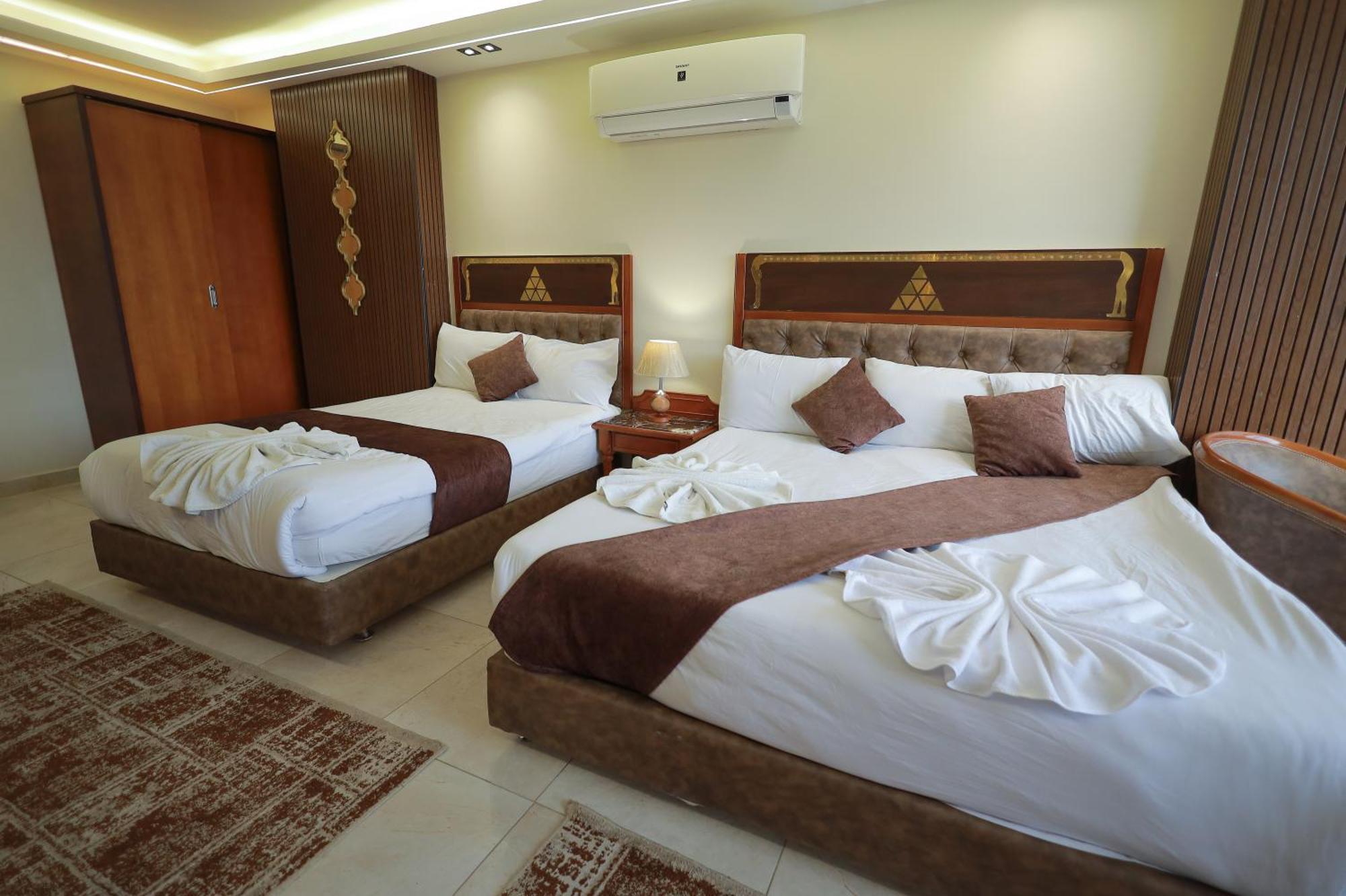 The Muse Pyramids Inn