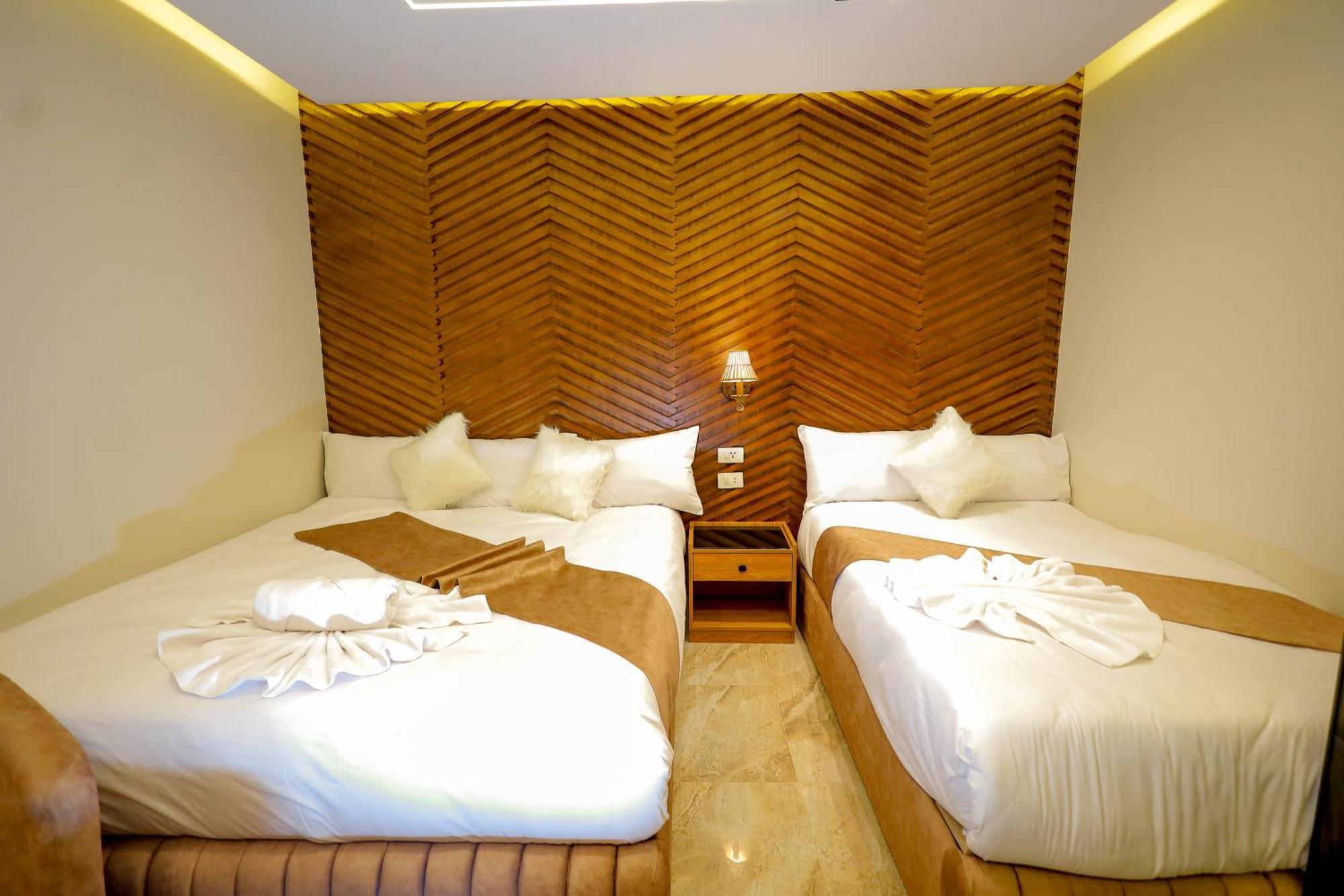 The Muse Pyramids Inn *